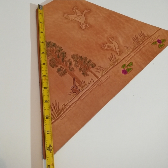 Tooled Leather Bird Hunting Wilderness Wall Art Decor - Picture 9 of 12